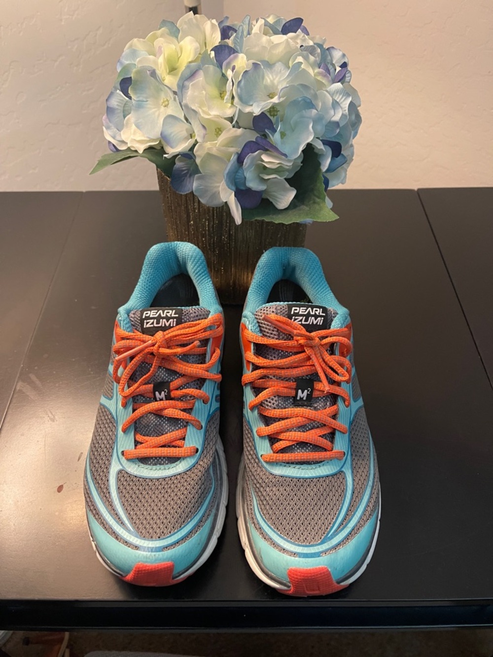 Pearl Izumi Turquoise, Gray and Orange Women's Running Sneakers